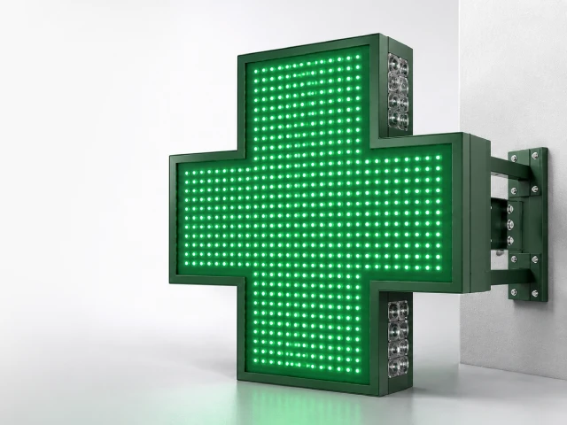 Gestion et programmation à distance par Wi-Fi et USB d'une croix LED de pharmacie